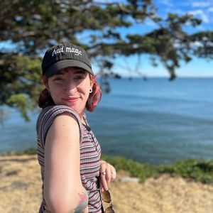 Meet your Posher, Becca